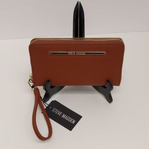 Steve Madden wallet/wristlet NWT